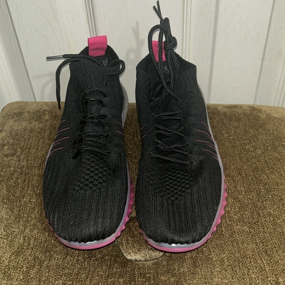 Danskin Positive Lace Up Sneakers Shoes - Picture 5 of 11